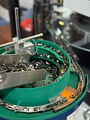 نظام الفحص البصري لقطع التثبيت